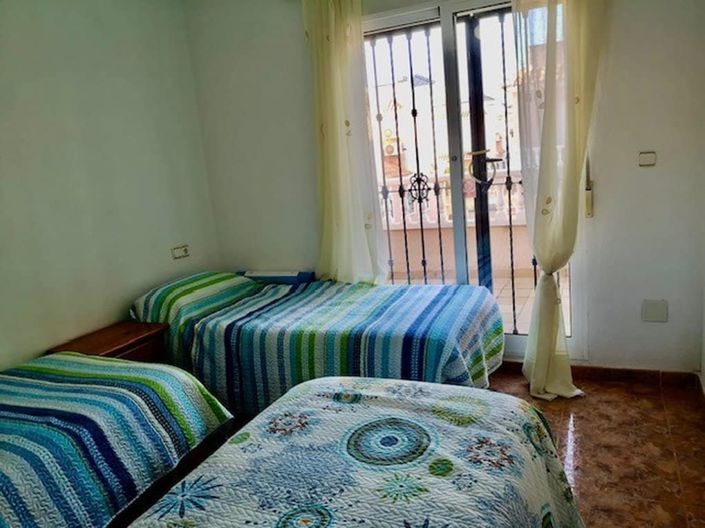 Image No.18-2 Bed Townhouse for sale