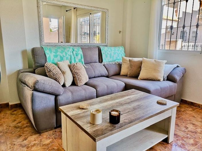 Image No.5-2 Bed Townhouse for sale