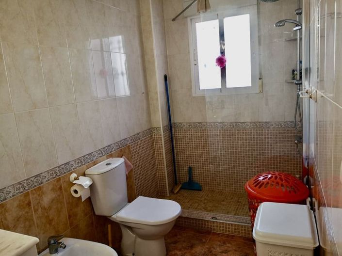 Image No.9-2 Bed Townhouse for sale