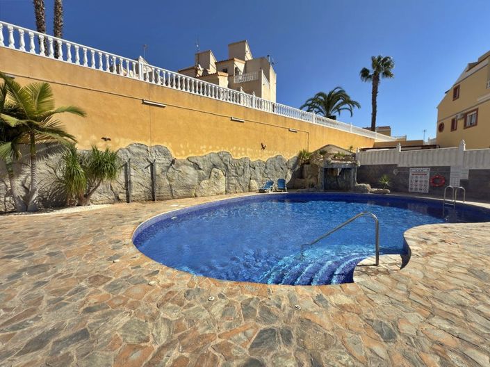 Image No.7-Appartement de 2 chambres à vendre à Villamartin