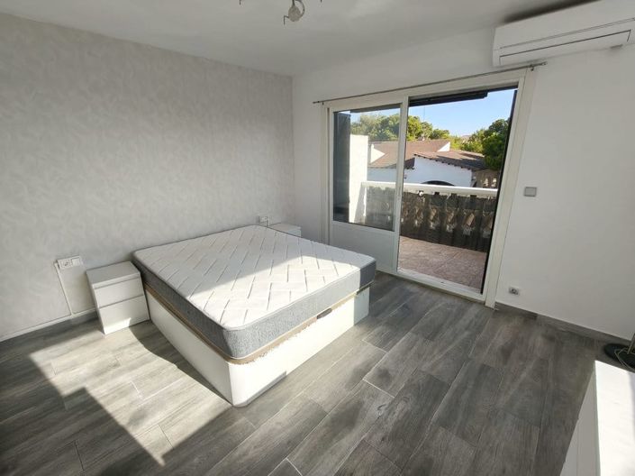 Image No.17-3 Bed Townhouse for sale