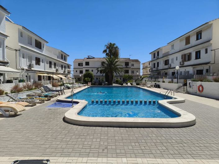 Image No.3-3 Bed Townhouse for sale