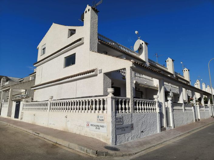 Image No.5-3 Bed Townhouse for sale