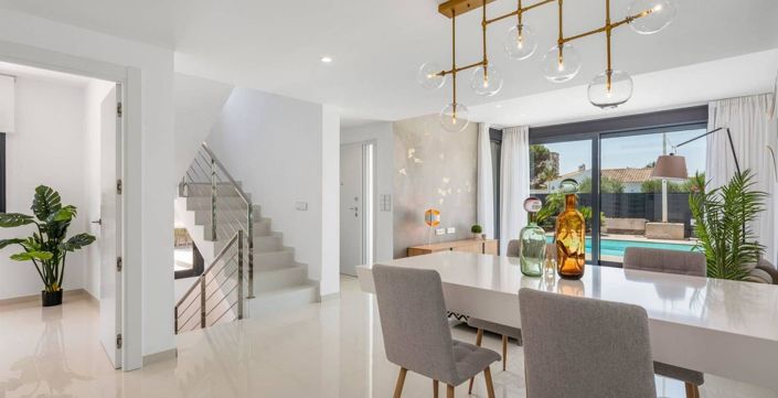 Image No.12-4 Bed Villa for sale