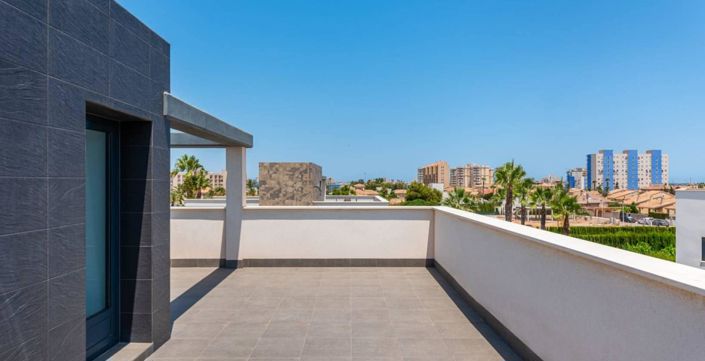 Image No.6-4 Bed Villa for sale