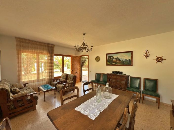 Image No.20-3 Bed Villa for sale