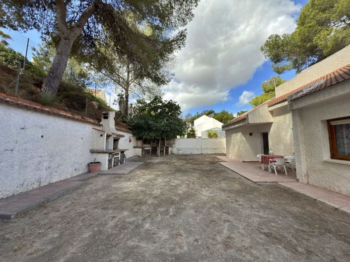 Image No.40-3 Bed Villa for sale