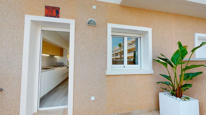 Image No.31-3 Bed Apartment for sale