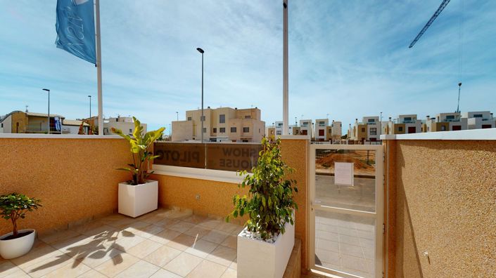 Image No.34-3 Bed Apartment for sale