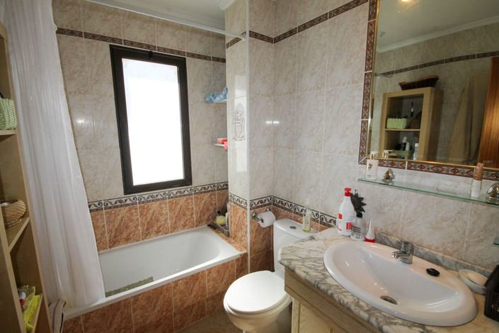 Image No.9-2 Bed Villa for sale