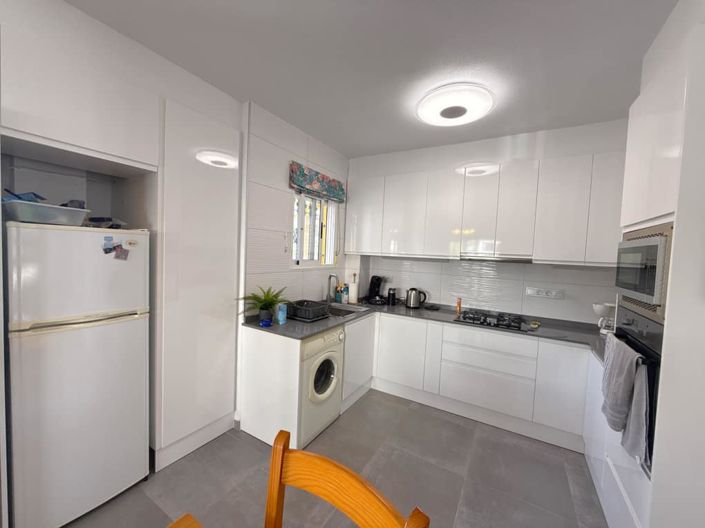 Image No.6-3 Bed Townhouse for sale