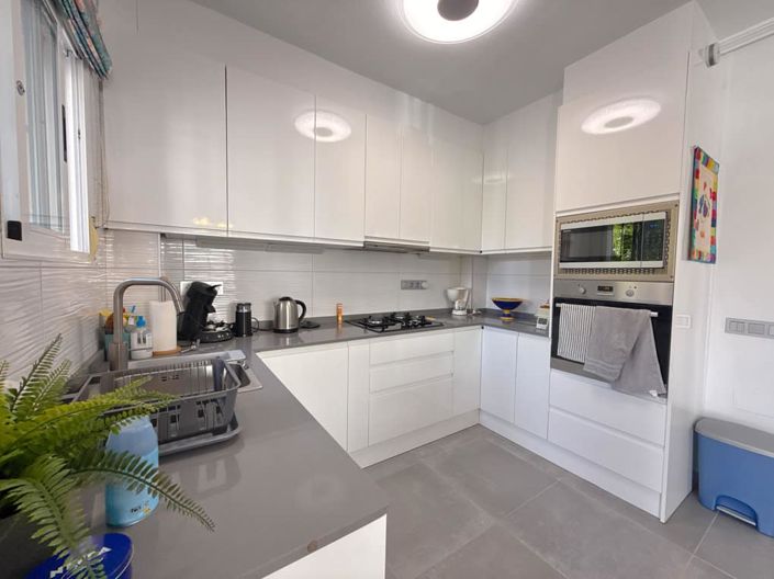 Image No.7-3 Bed Townhouse for sale