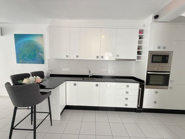 Image No.6-Villa for sale