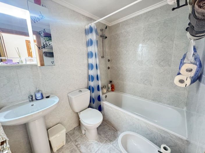 Image No.9-2 Bed Apartment for sale