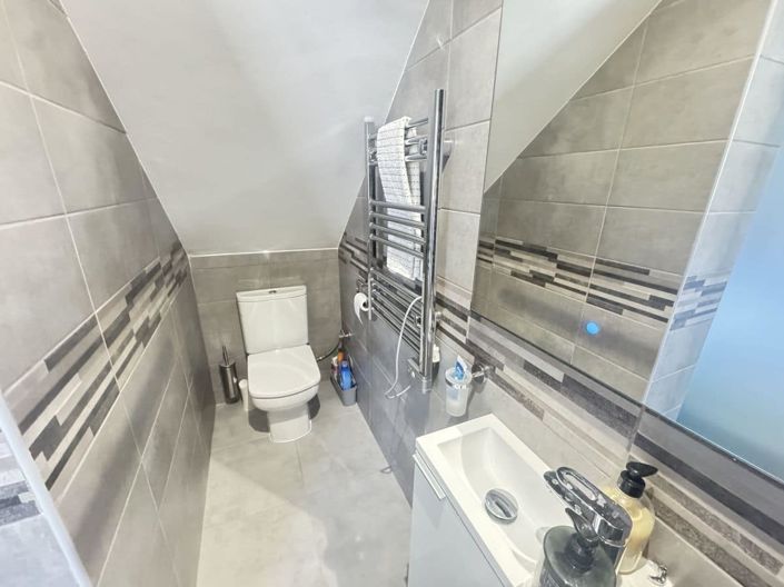 Image No.16-2 Bed Apartment for sale