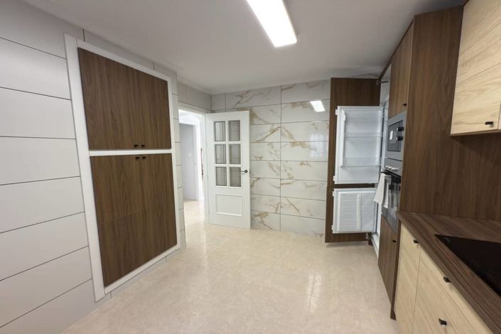 Image No.11-3 Bed Townhouse for sale