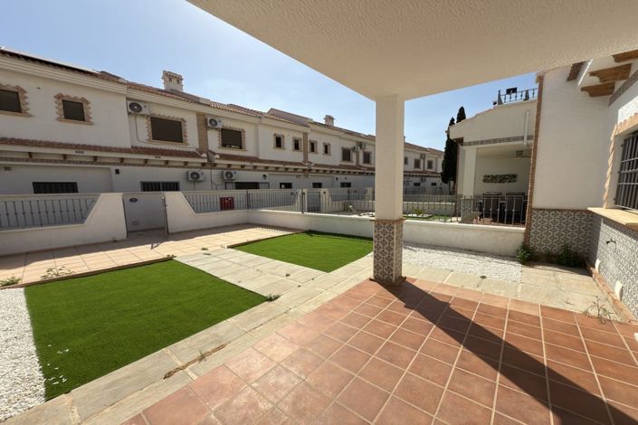 Image No.2-3 Bed Townhouse for sale