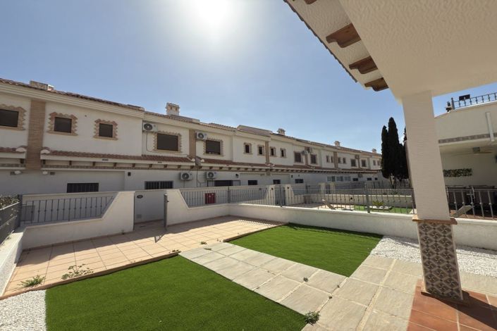 Image No.3-3 Bed Townhouse for sale