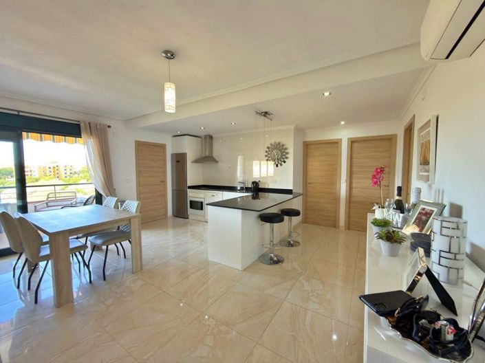 Image No.5-2 Bed Apartment for sale