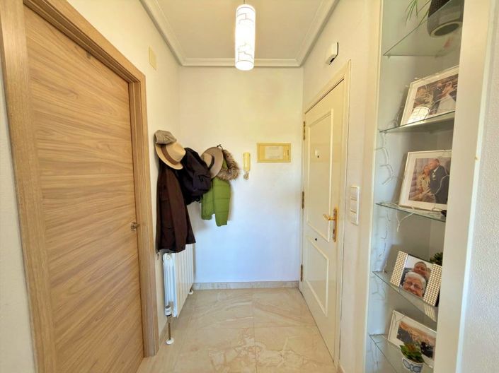 Image No.9-2 Bed Apartment for sale