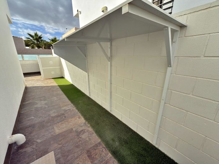 Image No.5-3 Bed Villa for sale