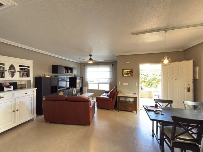 Image No.26-3 Bed Townhouse for sale