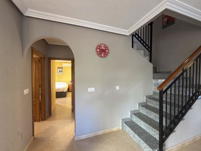 Image No.29-3 Bed Townhouse for sale