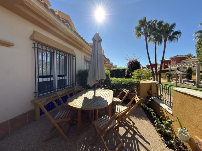 Image No.8-3 Bed Townhouse for sale