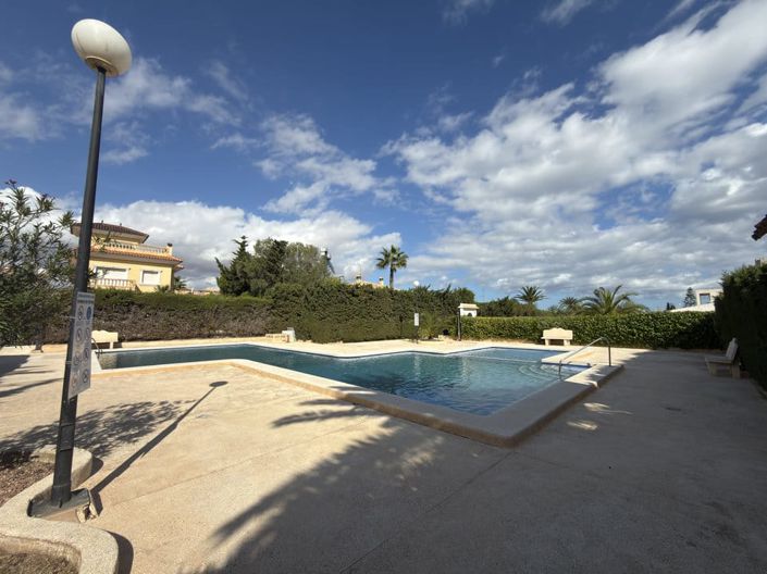 Image No.20-3 Bed Villa for sale