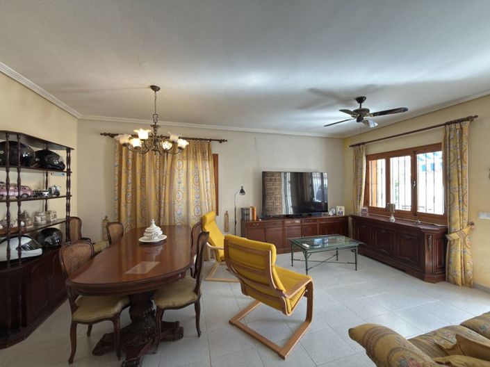 Image No.22-3 Bed Villa for sale