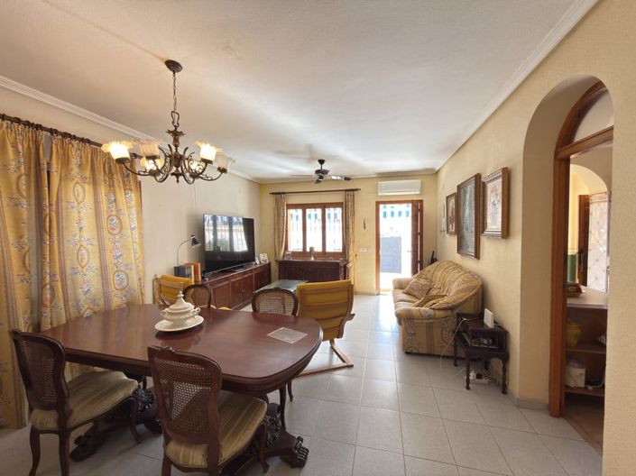 Image No.23-3 Bed Villa for sale