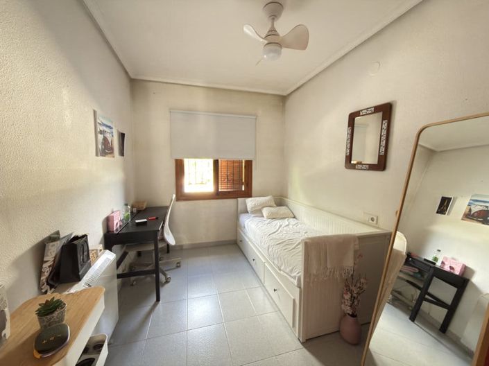 Image No.28-3 Bed Villa for sale