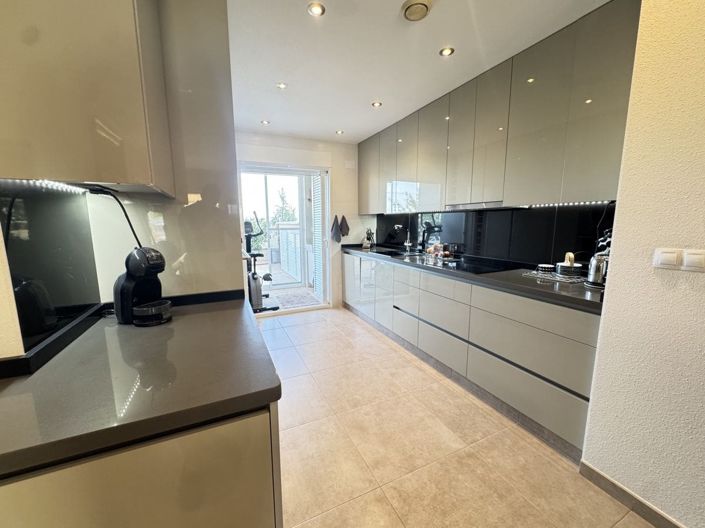 Image No.10-2 Bed Apartment for sale