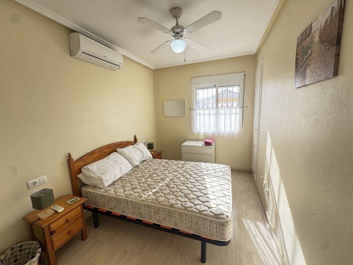 Image No.13-3 Bed Townhouse for sale