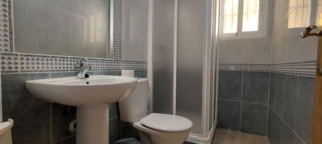 Image No.12-3 Bed Townhouse for sale