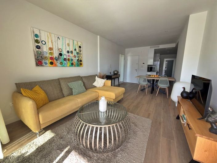 Image No.12-2 Bed Apartment for sale