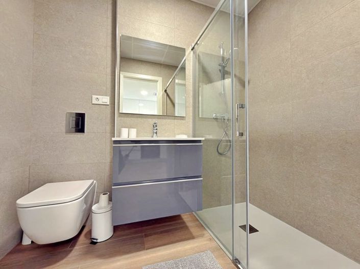 Image No.17-2 Bed Apartment for sale