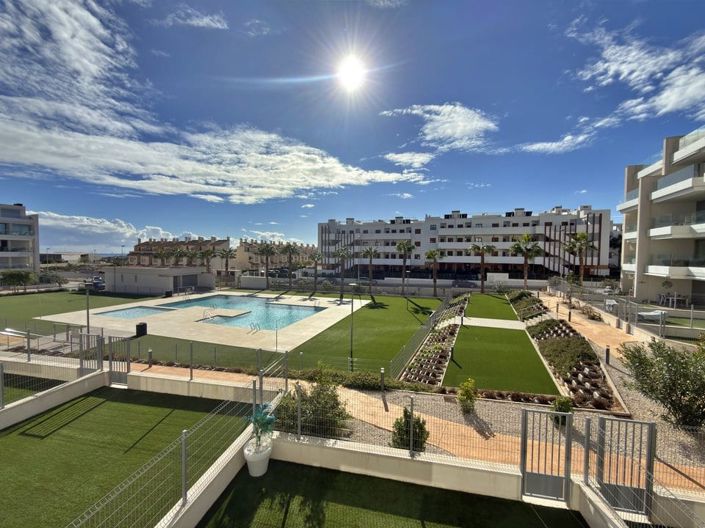 Image No.3-2 Bed Apartment for sale