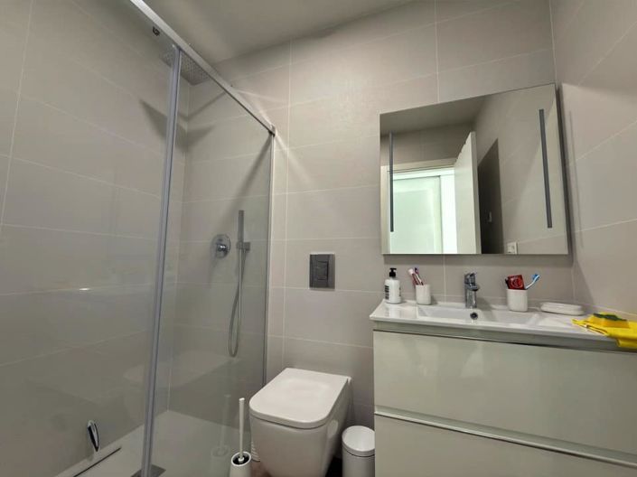 Image No.23-2 Bed Apartment for sale