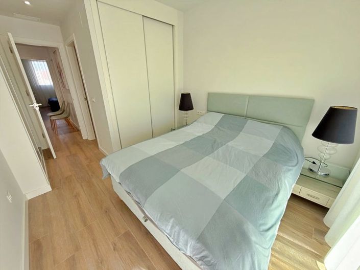Image No.22-2 Bed Apartment for sale