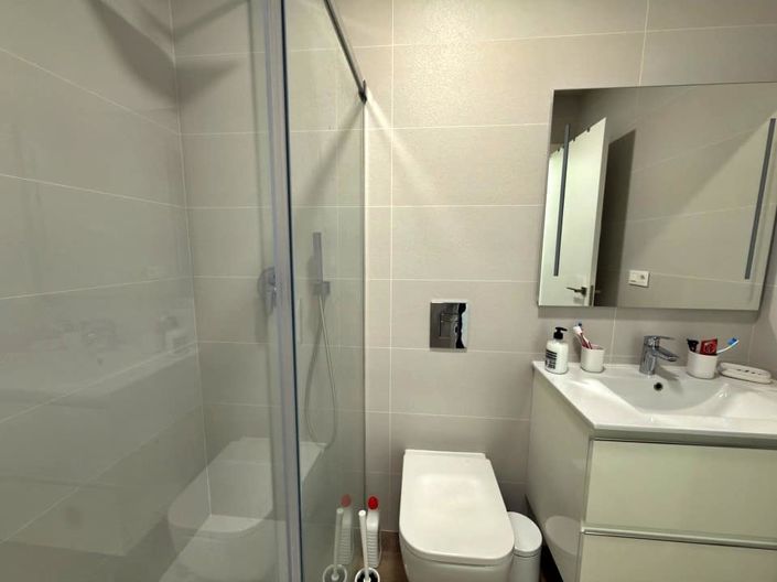 Image No.24-2 Bed Apartment for sale