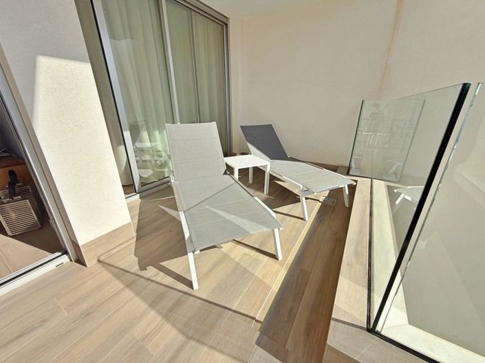 Image No.25-2 Bed Apartment for sale