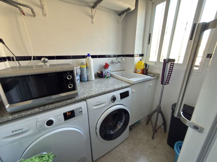 Image No.20-5 Bed Villa for sale