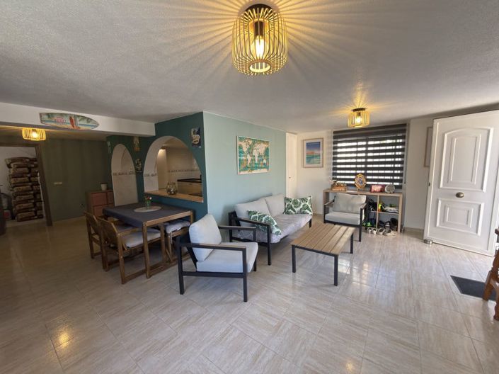 Image No.40-5 Bed Villa for sale