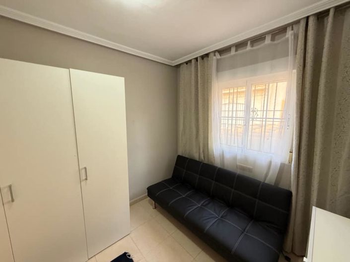 Image No.16-3 Bed Townhouse for sale