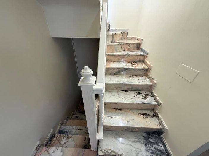 Image No.23-3 Bed Townhouse for sale