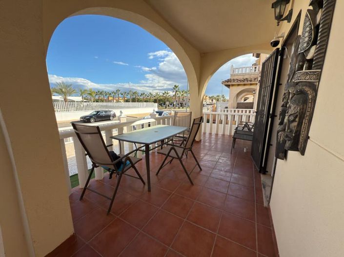 Image No.9-3 Bed Townhouse for sale