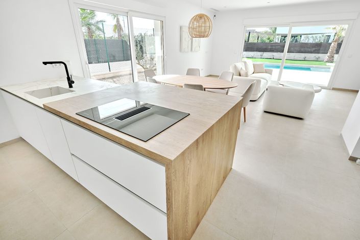 Image No.7-3 Bed Villa for sale