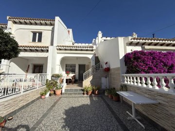 Maison de ville de 1 chambre à vendre à Villamartin