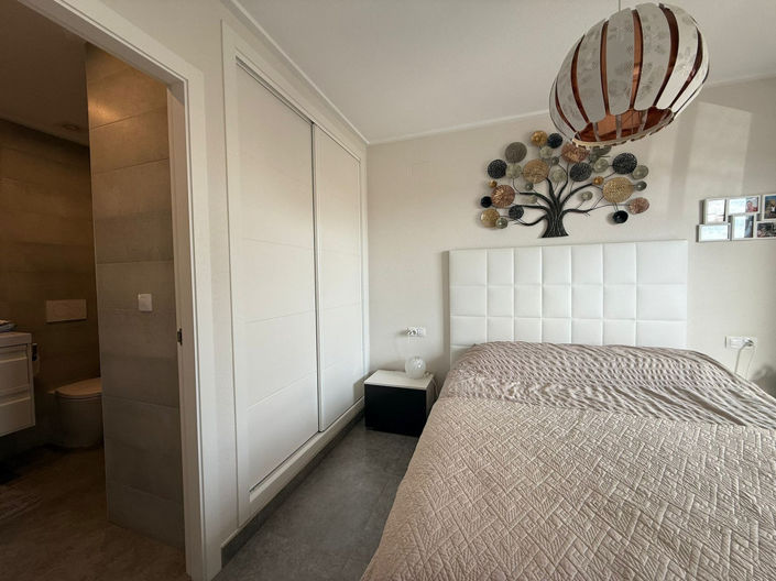 Image No.11-2 Bed Apartment for sale